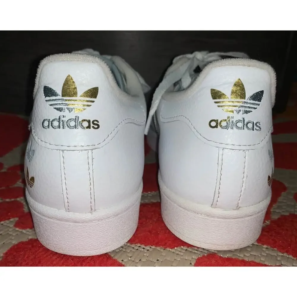 Mens Adidas Superstar (size 9)